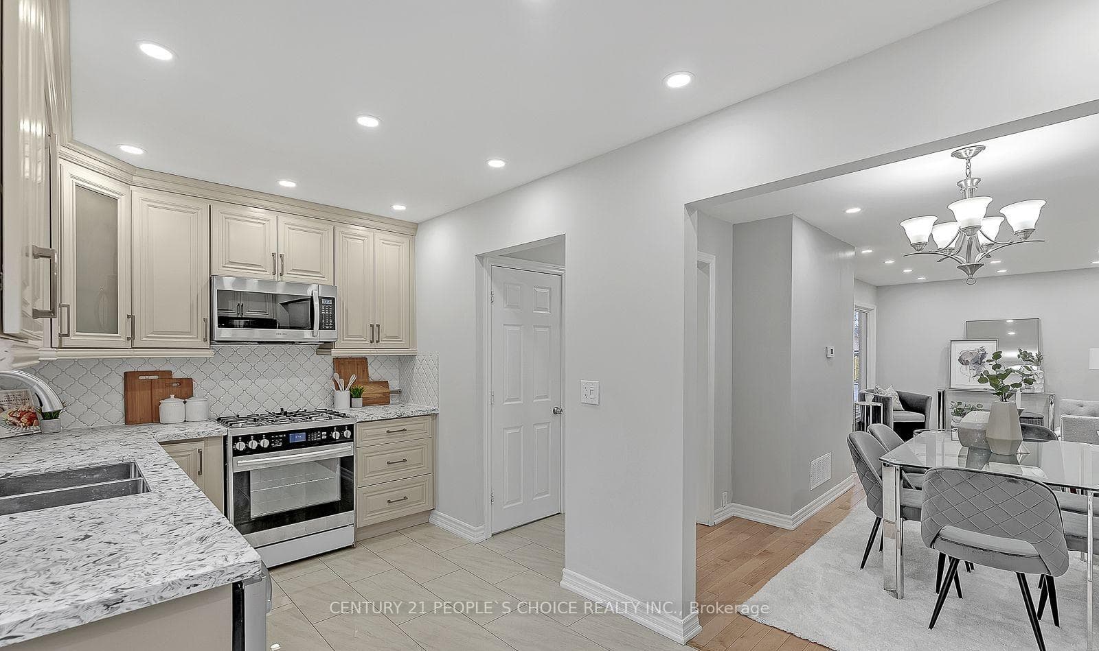 39 Wayford Crescent photo 11