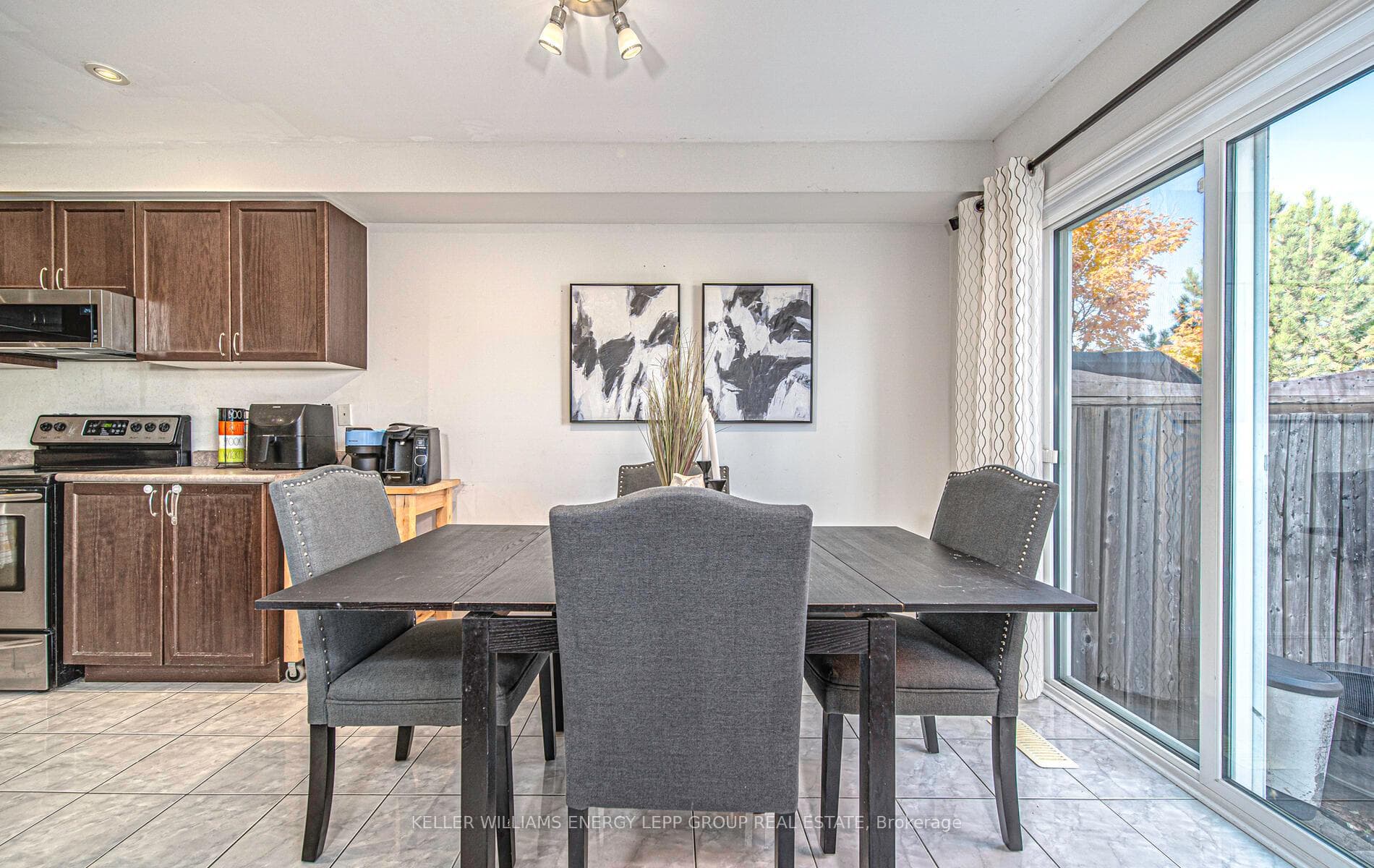 33 Latchford Way photo 16