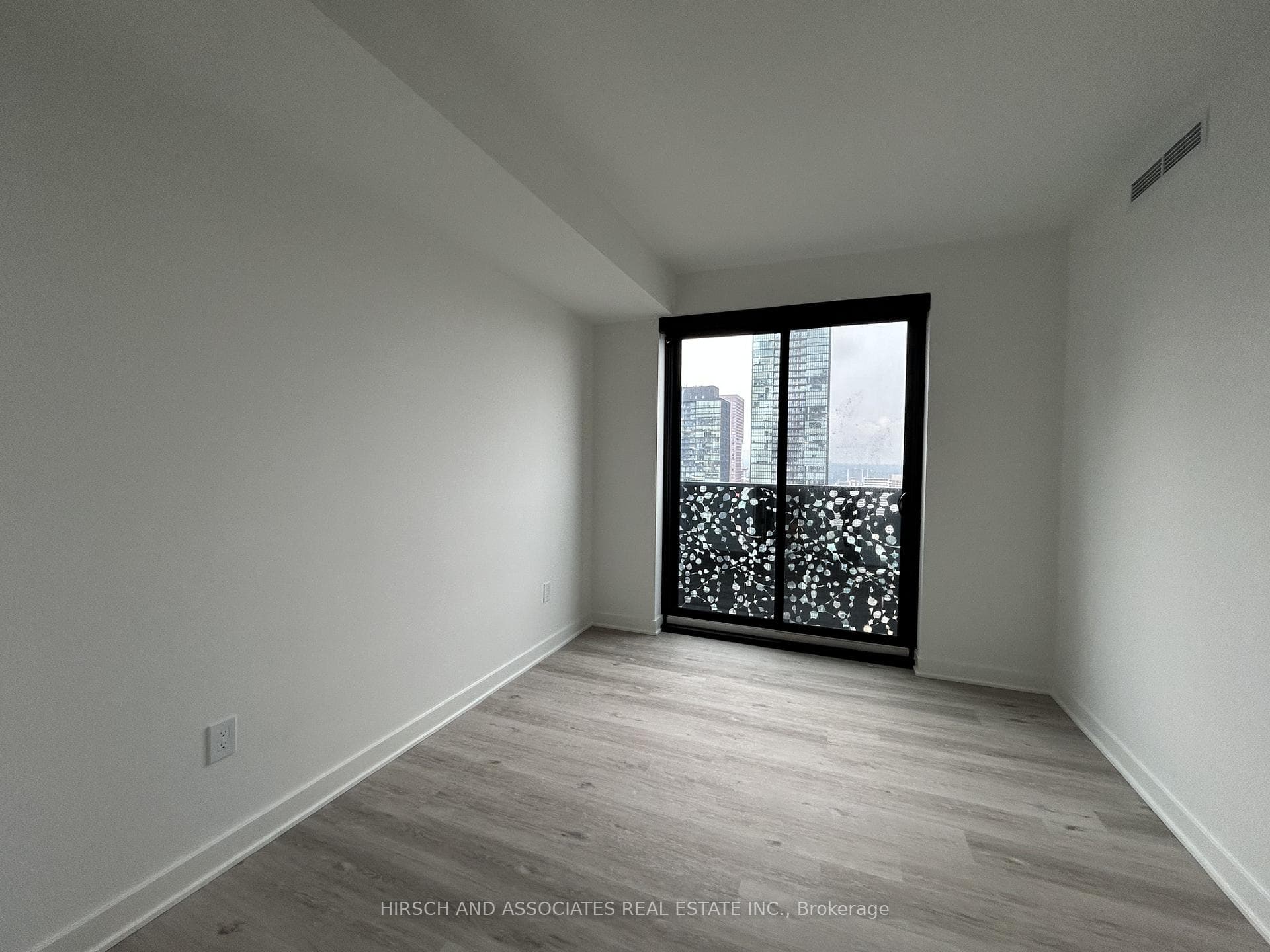 55 Charles Street Unit 3303 photo 6