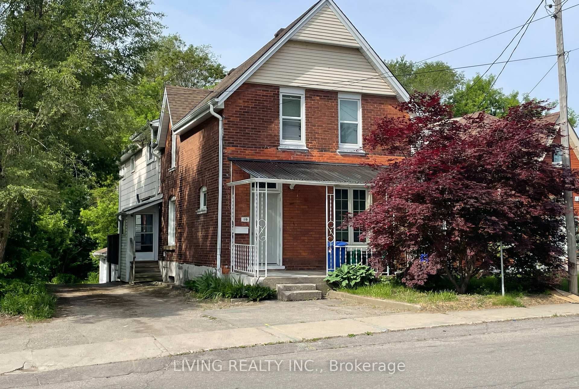 10 Buffalo Street photo 1