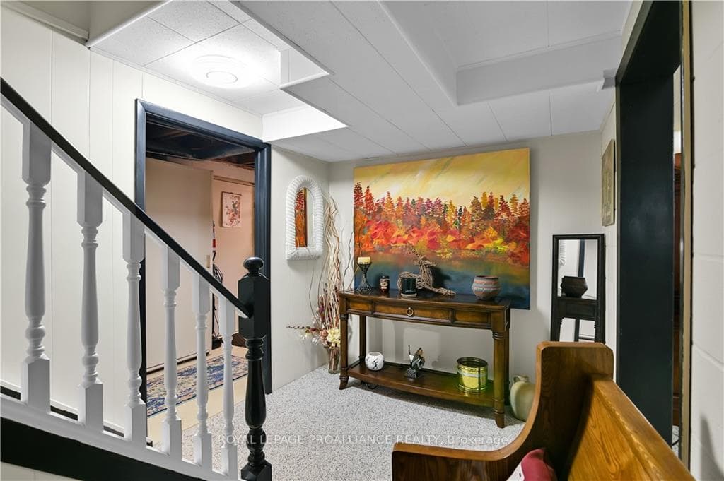 419 ST LAWRENCE Street photo 17
