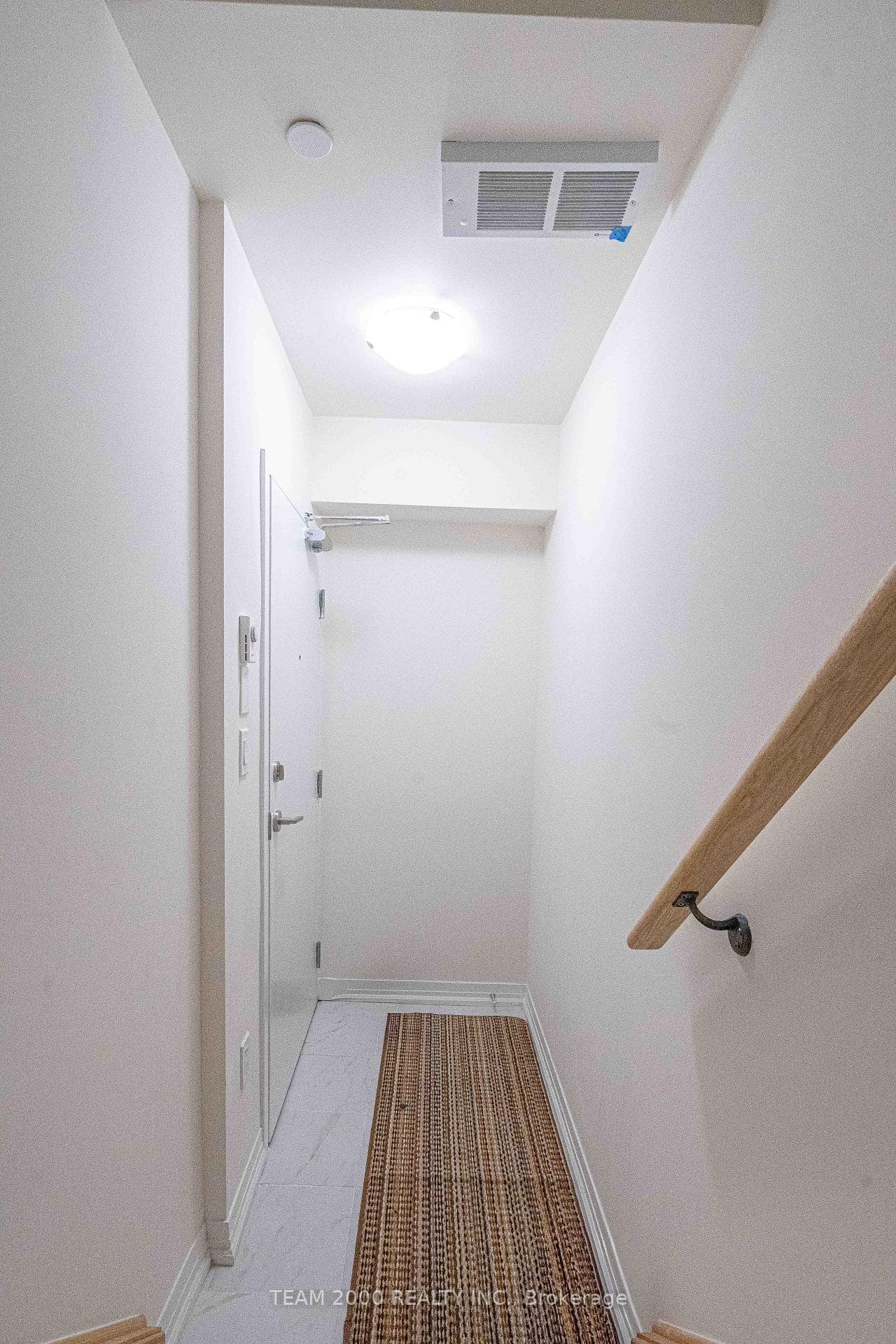10 Liben Way Unit 3 photo 3
