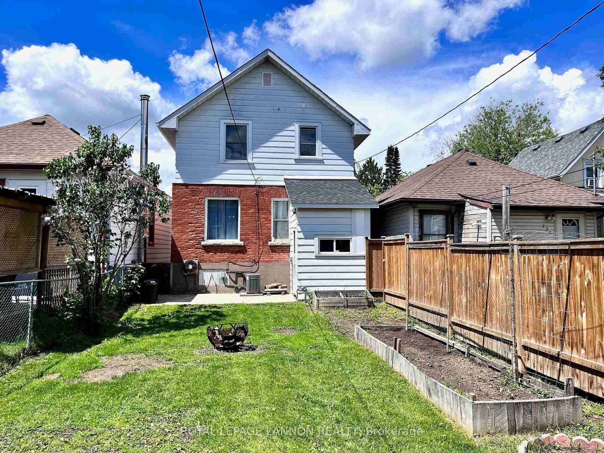 232 Balmoral Street photo 23