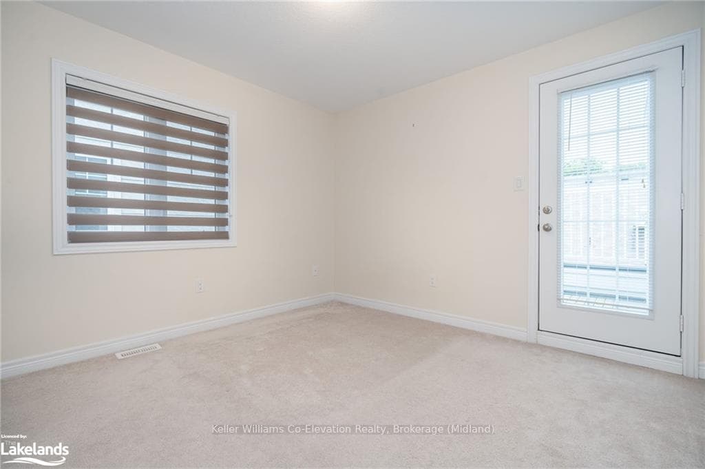 85 RIVERWALK Place photo 17