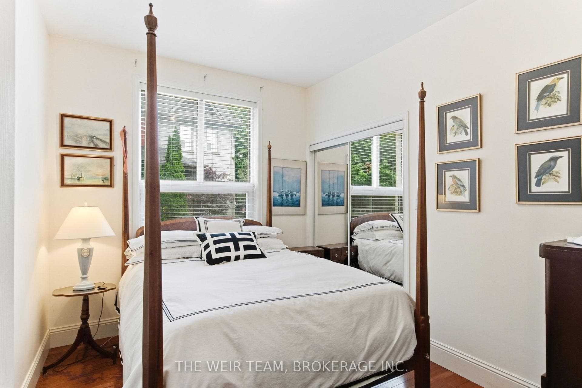 114 De Grassi Street photo 15