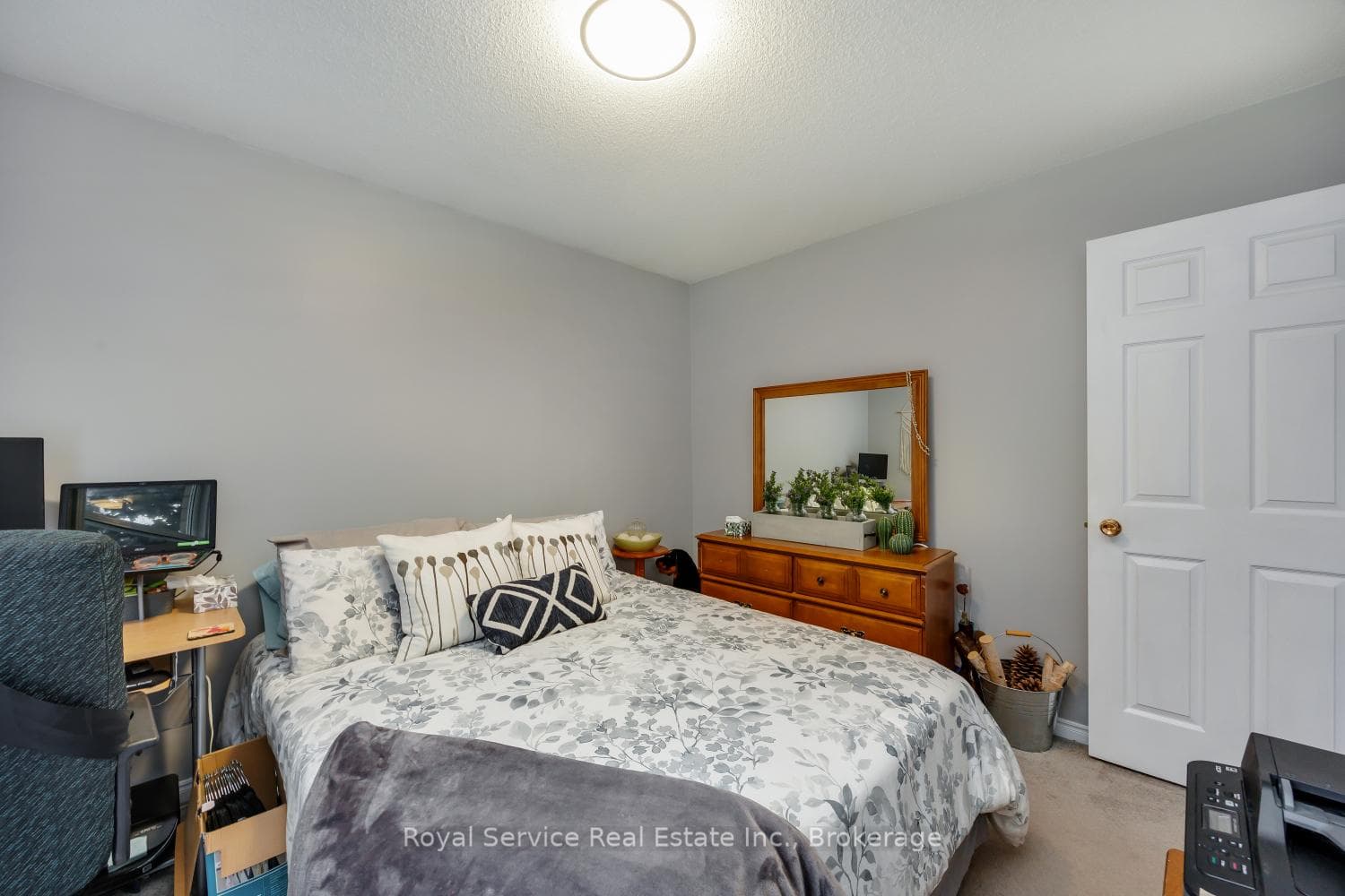900 Stewart Drive photo 21