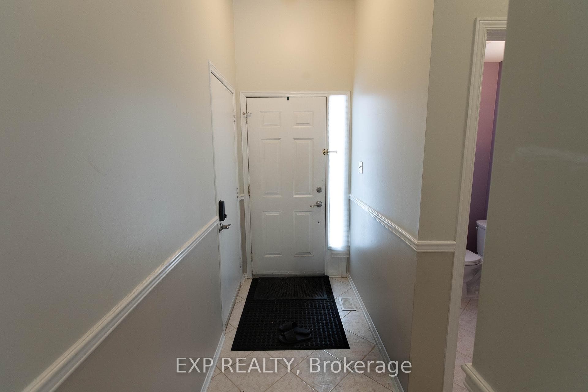54 Sheppard's Glen Avenue photo 2
