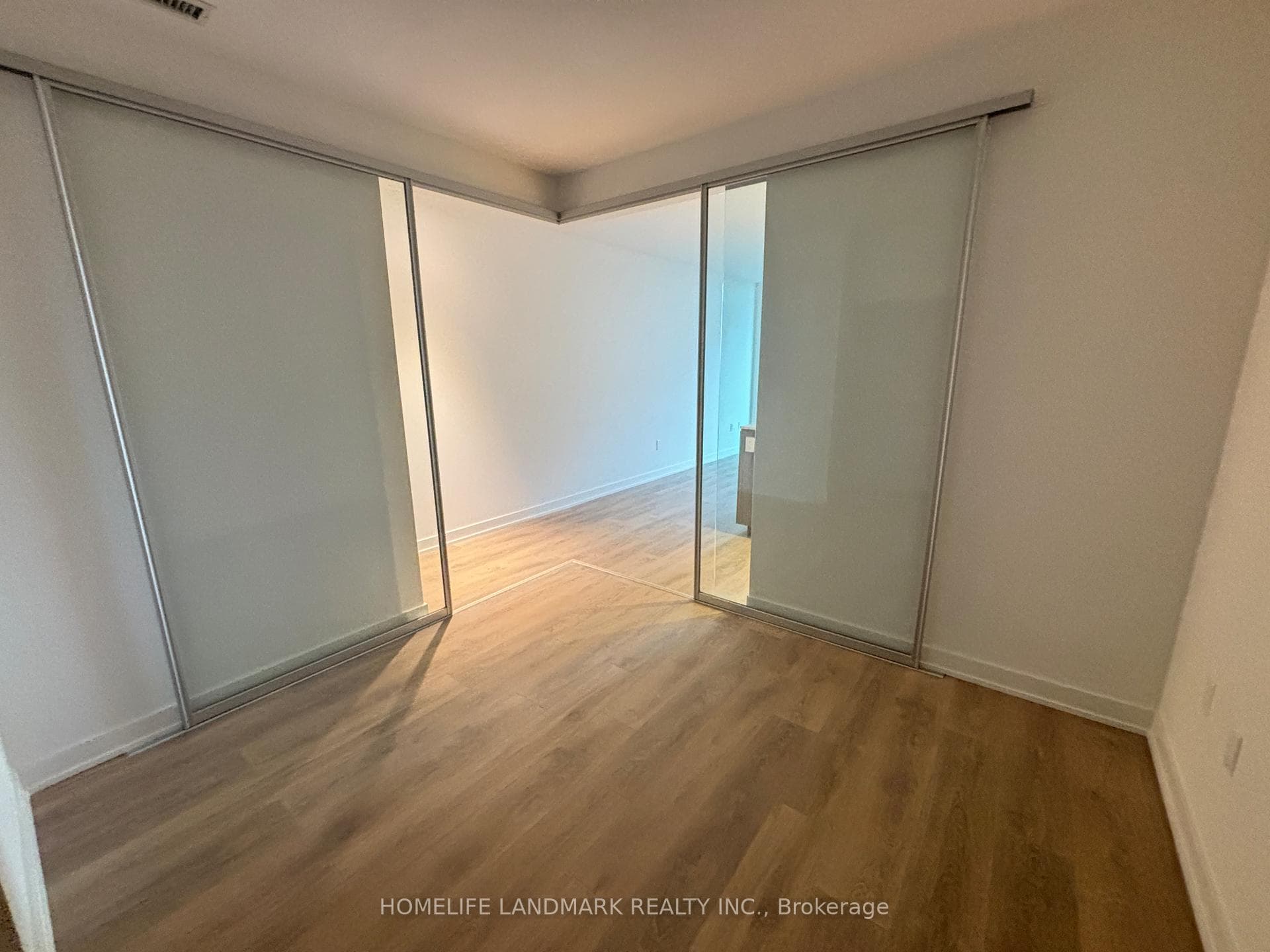 117 Broadway Avenue Unit 609 photo 8