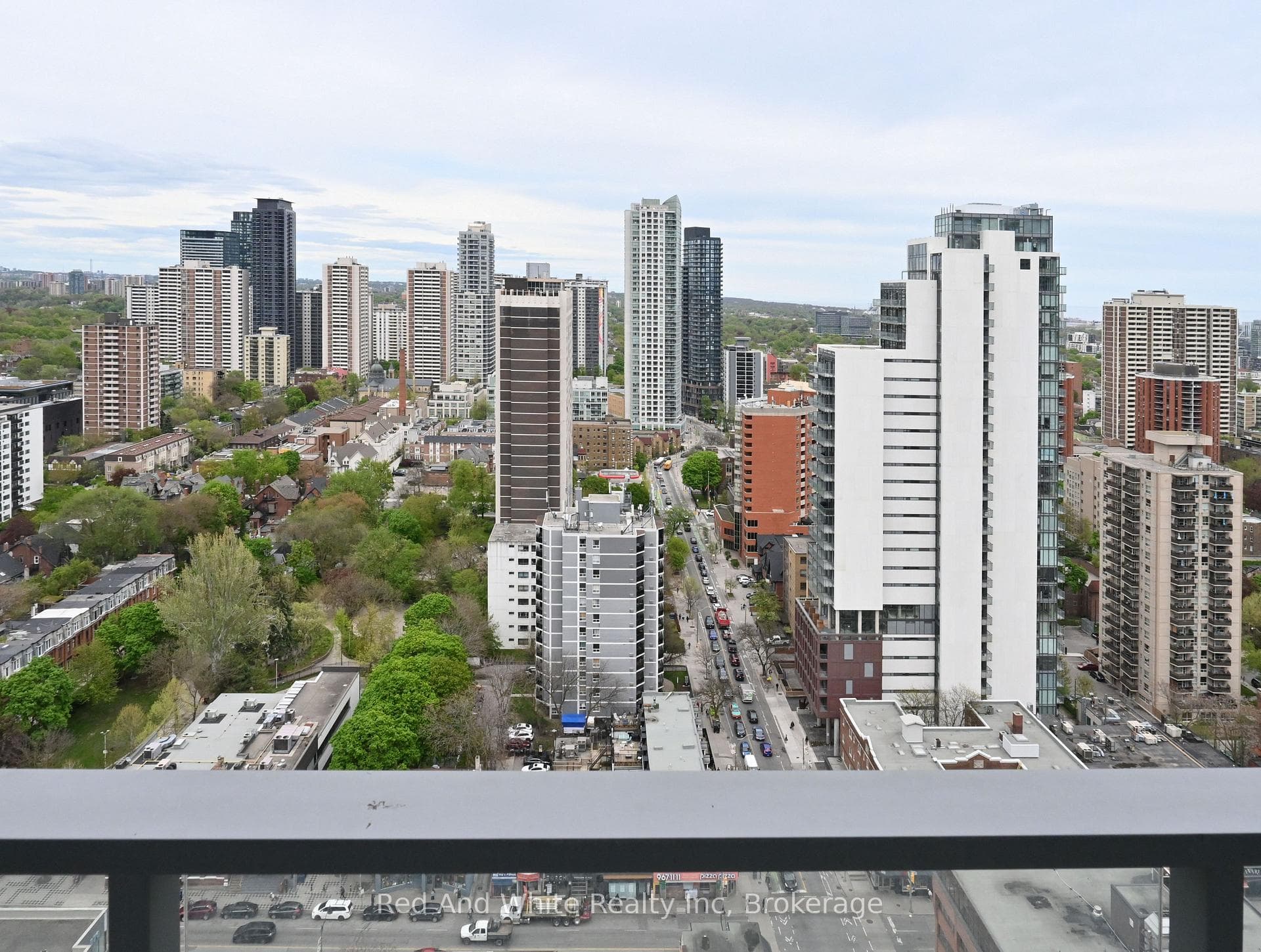 50 Wellesley Street Unit 3207 photo 11