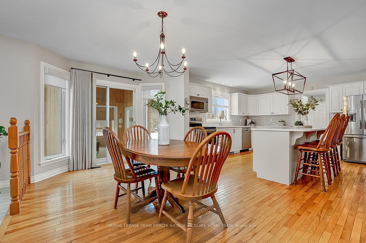 21 Kimberly Avenue photo 19