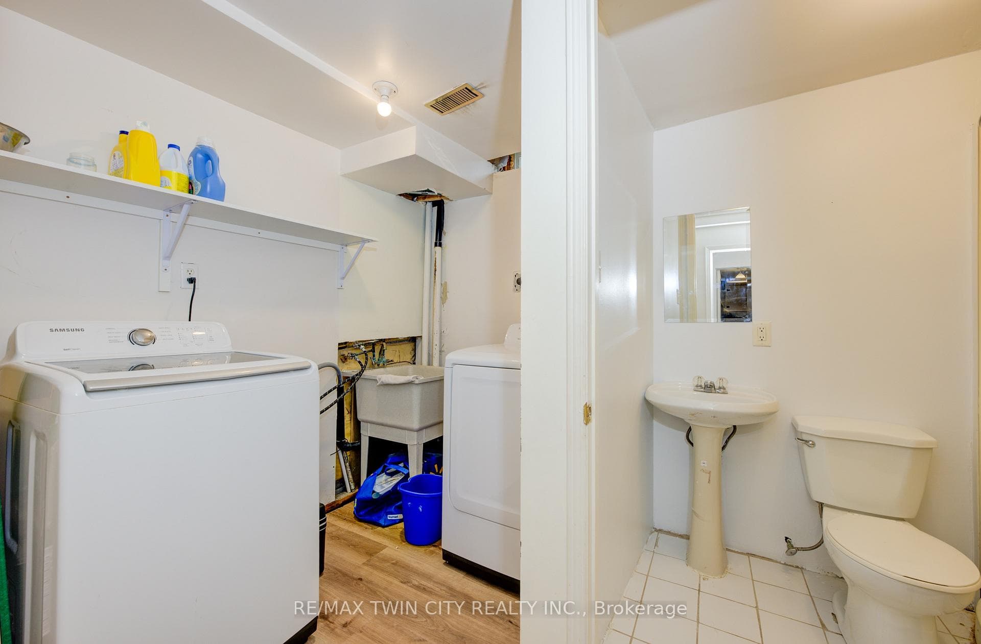 224 Rosemount Avenue Unit 35 photo 14