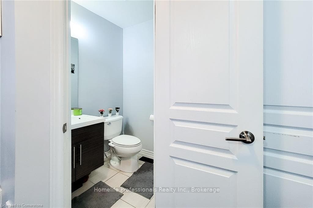 1401 Plains Road Unit 111 photo 20
