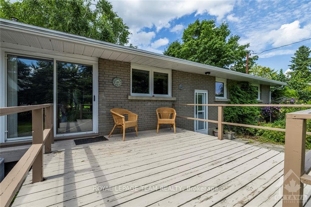 18 DANTE Avenue photo 22