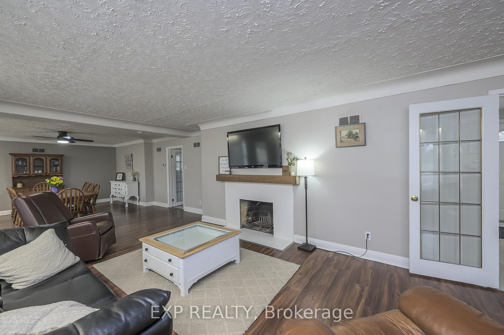 73 Broadway Avenue photo 10