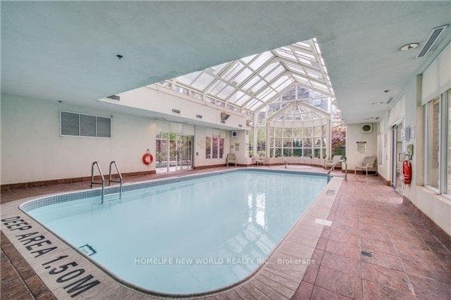 28 Ted Rogers Way Unit 2912 photo 6