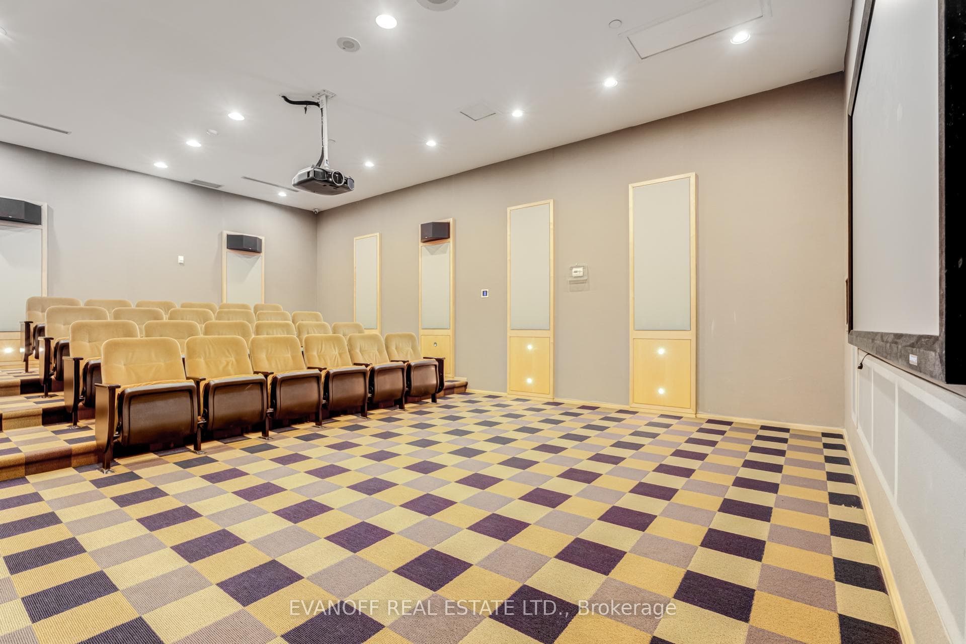 8 Mondeo Drive Unit 309 photo 20