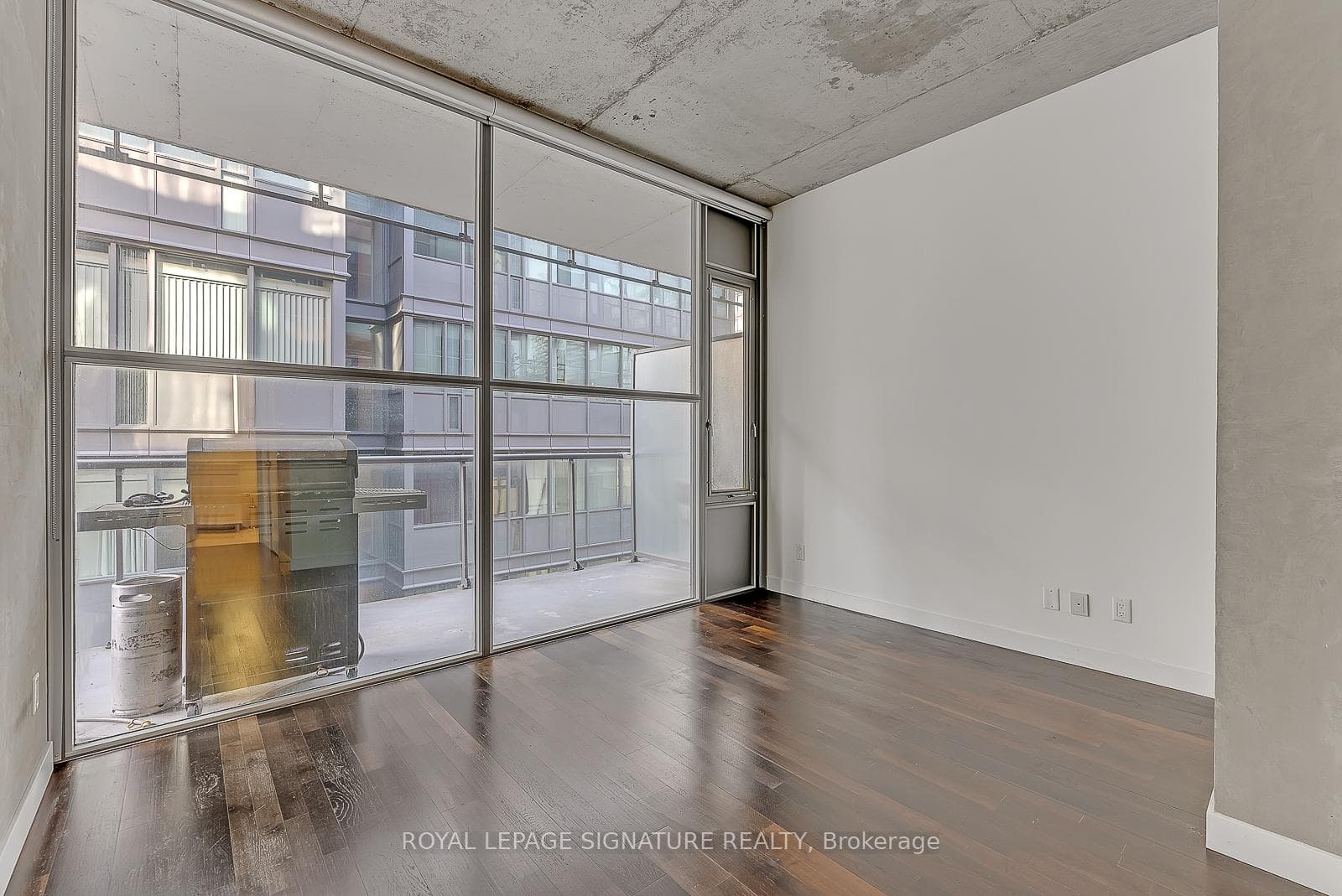 25 Oxley Street Unit 1305 photo 16