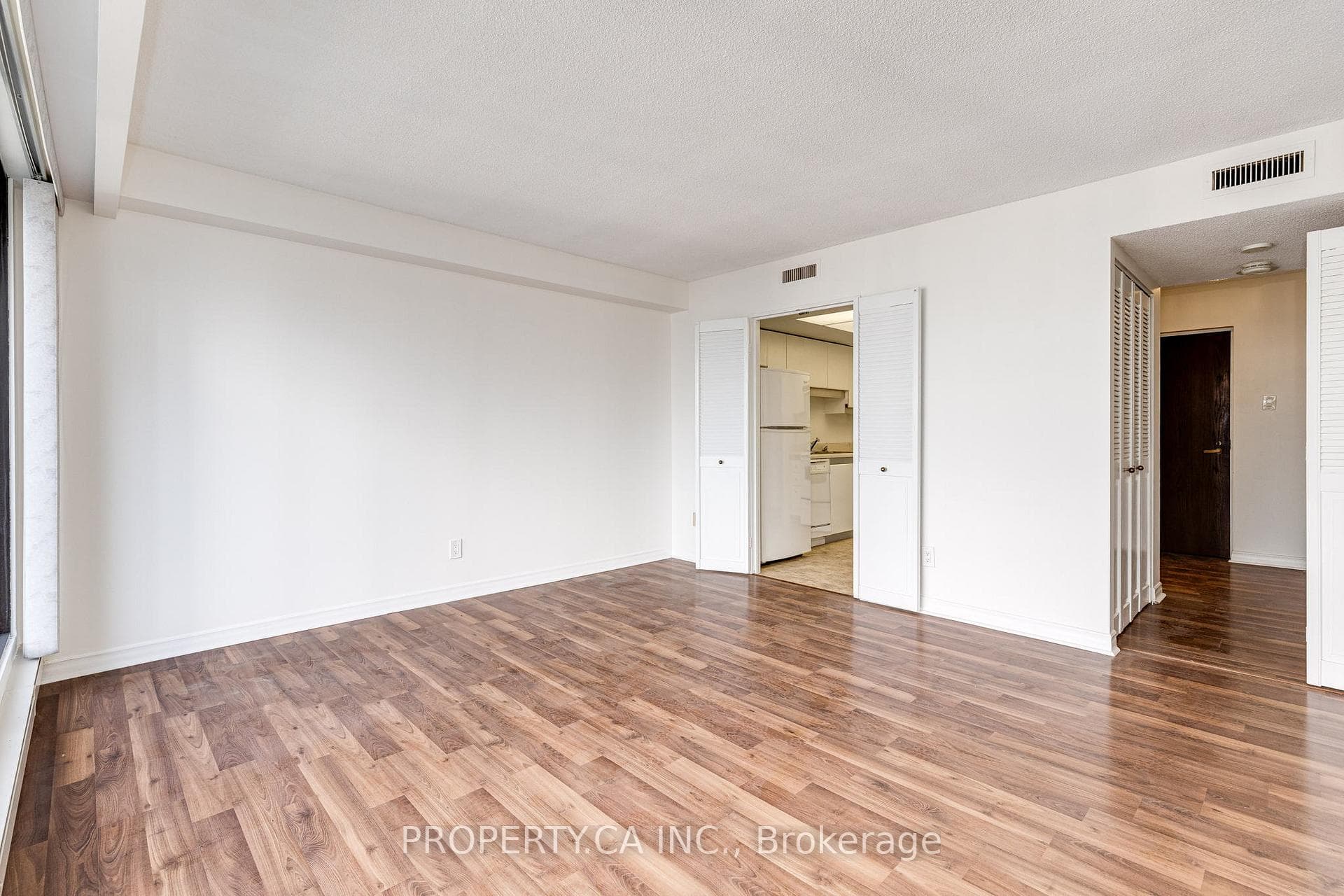 65 Harbour Square Unit 3209 photo 7