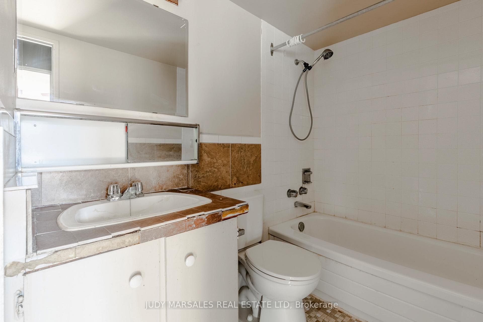 150 Charlton Avenue Unit 2107 photo 21