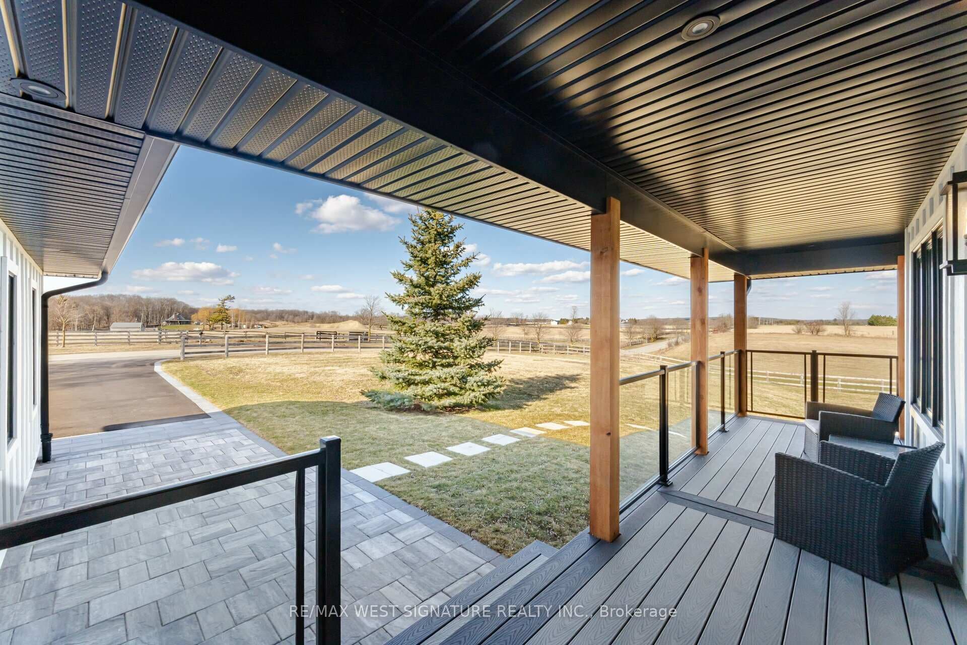 6435 16th Side Road photo 28