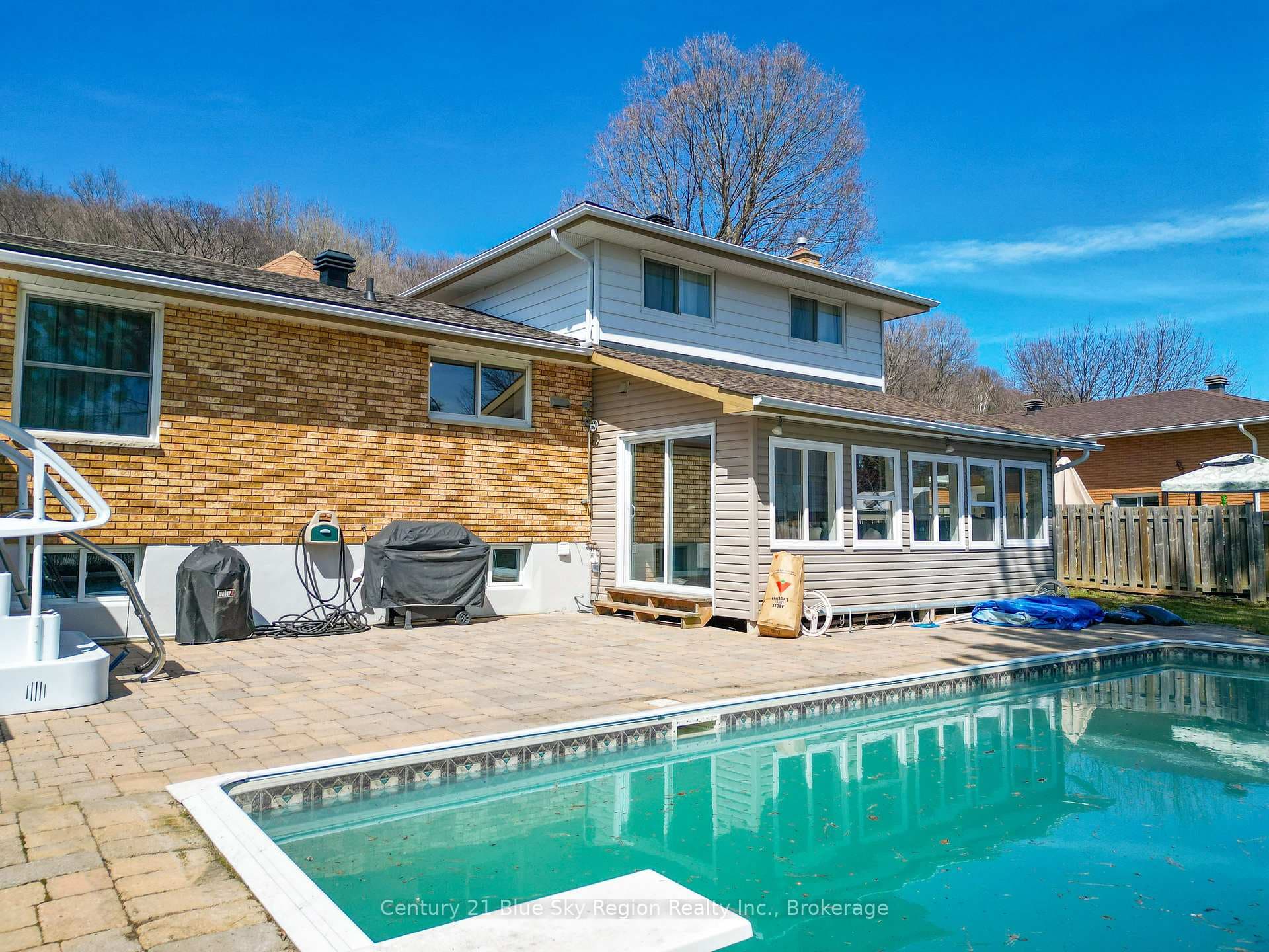 56 Kathryn Crescent photo 44