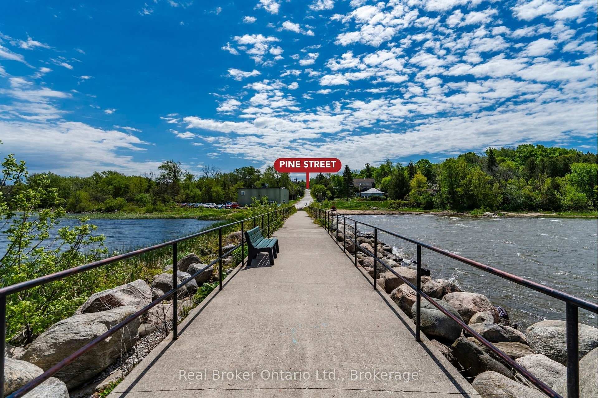 Waubaushene Dock