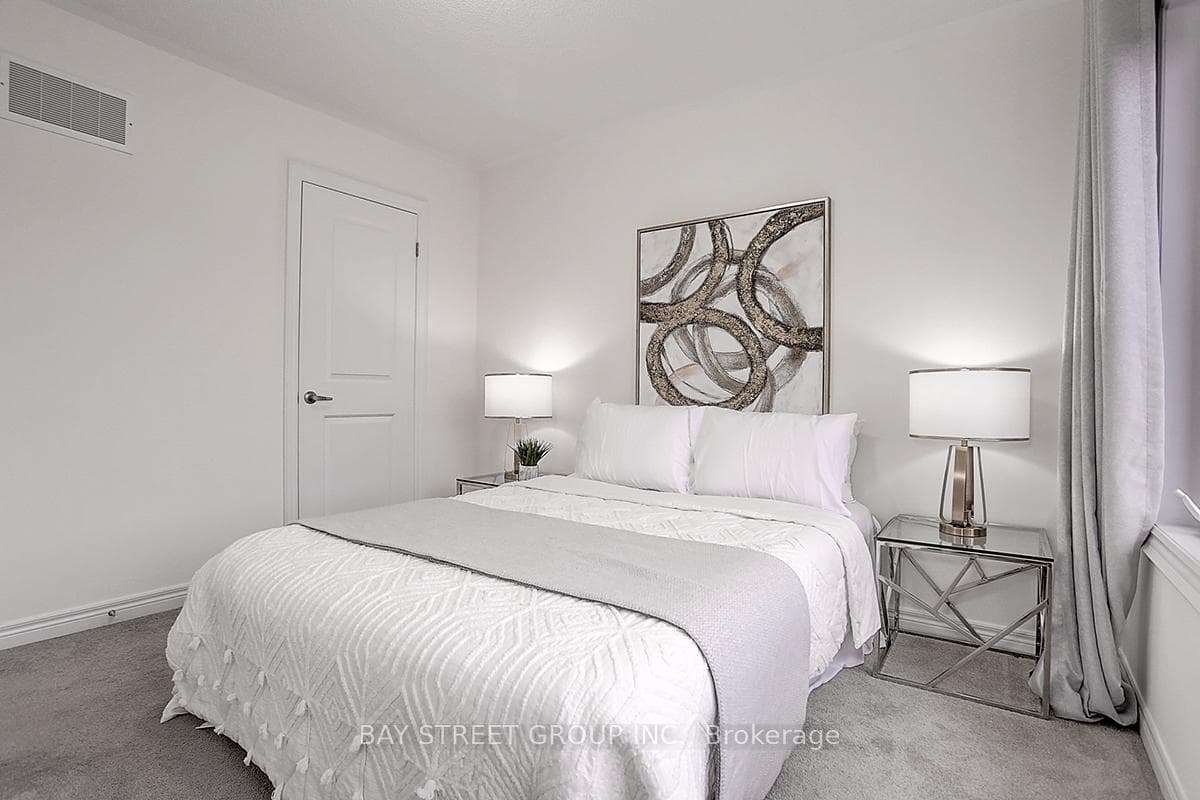 48 Badgerow Way photo 32