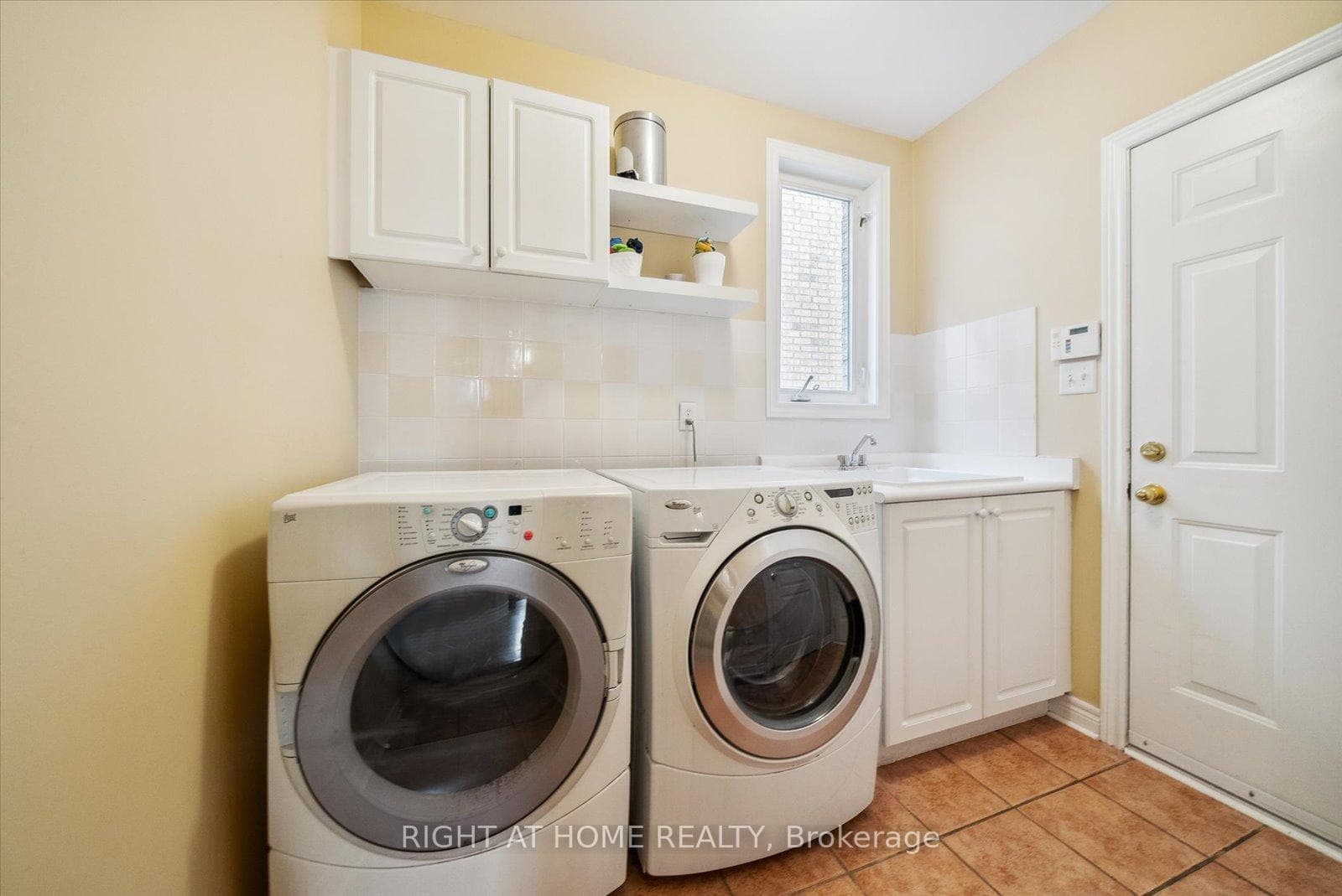 77 Auburndale Drive photo 18