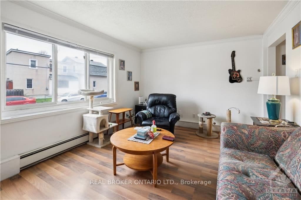40 LOYER Street photo 7