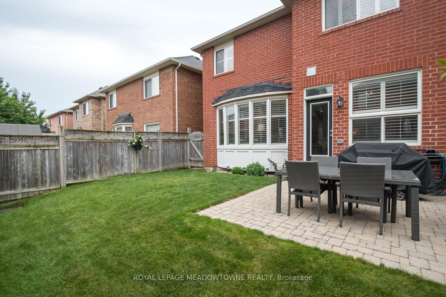 907 Vickerman Way photo 39