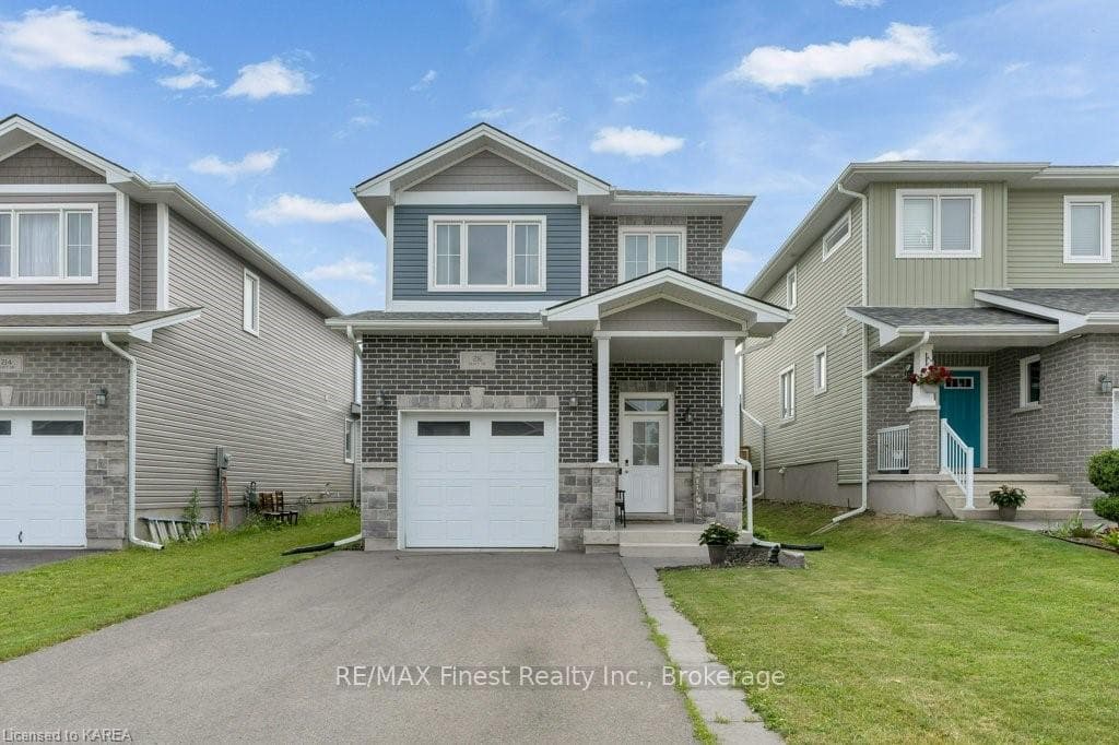 216 PRATT Drive photo 1
