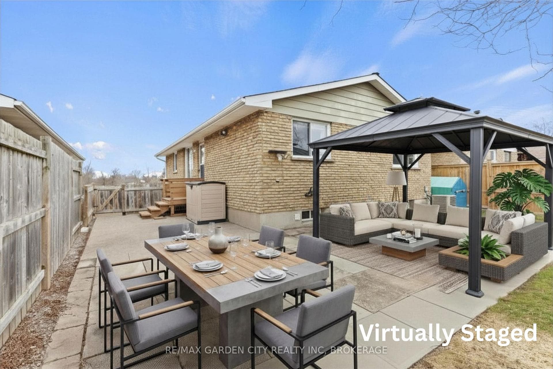 Entertain in your private summer oasis!