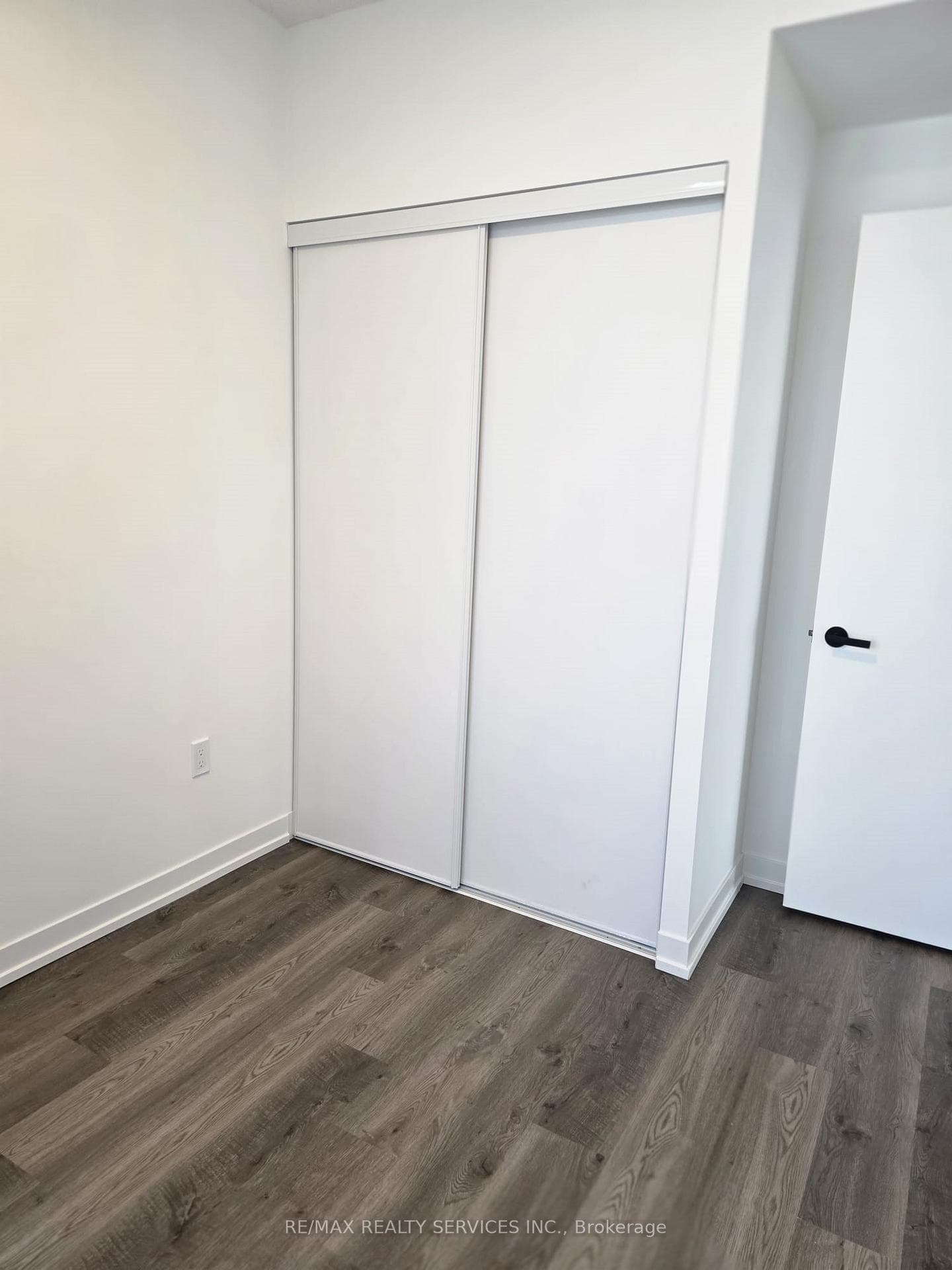 8 Interchange Way Unit 5102 photo 16