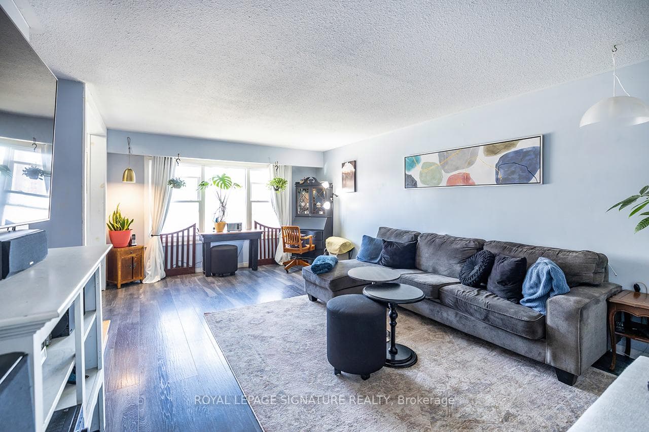 182 Waverly Street photo 10
