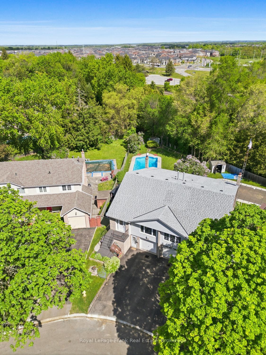 14 Beecroft Court photo 36