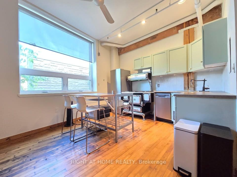 121 Prescott Avenue Unit 12 photo 3