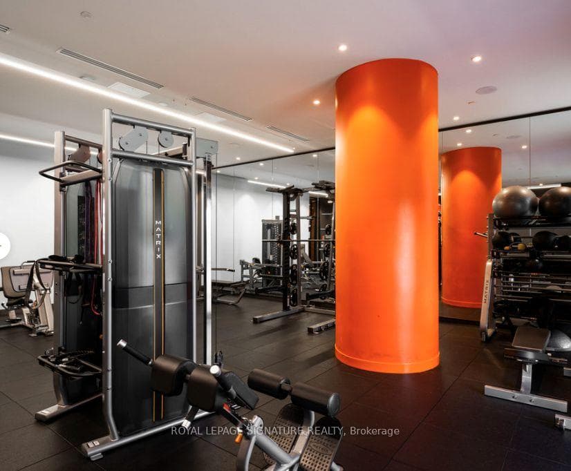 40 Lagerfeld Drive Unit 1012 photo 10