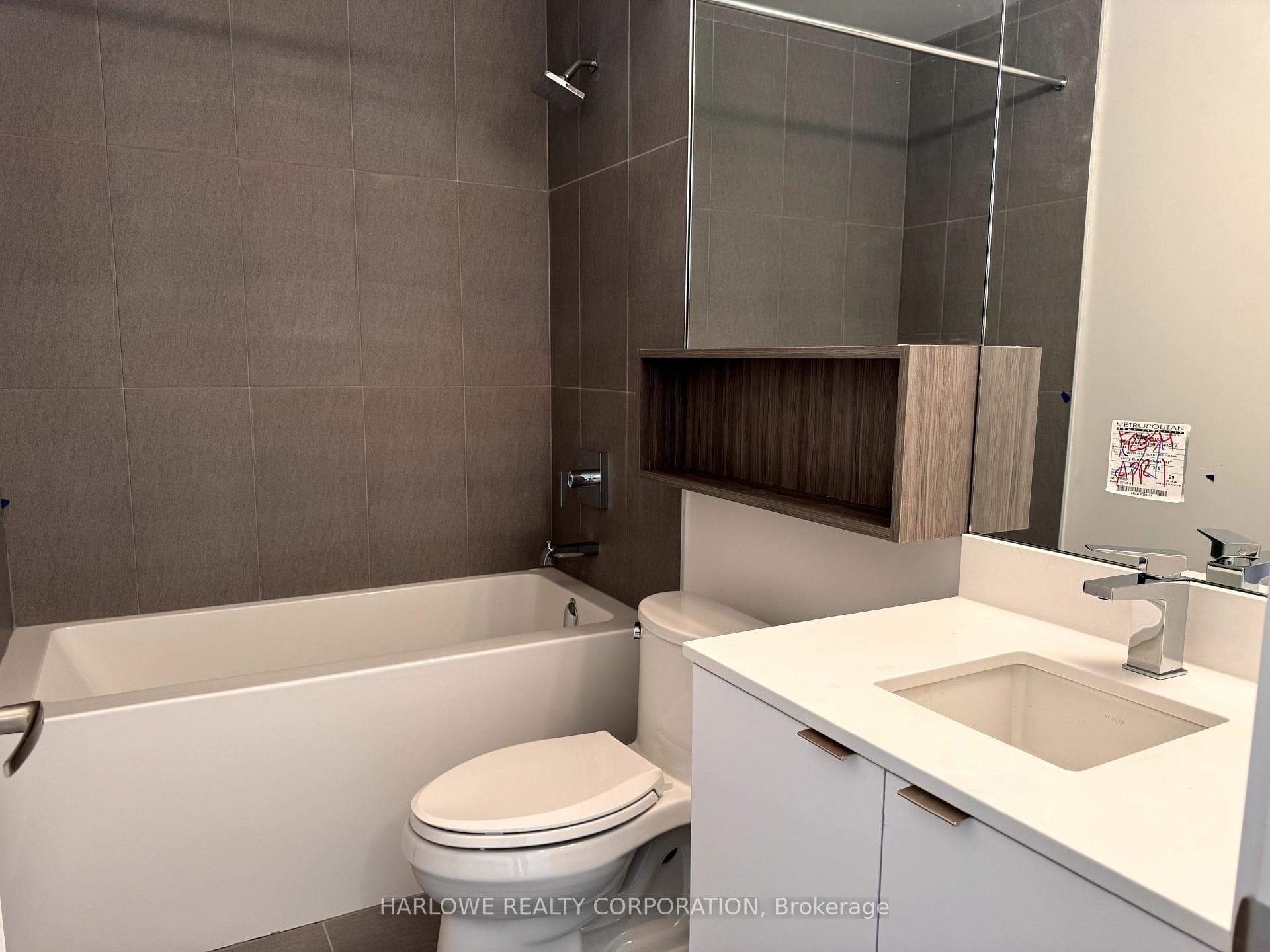 70 Princess Street Unit 2103 E photo 21