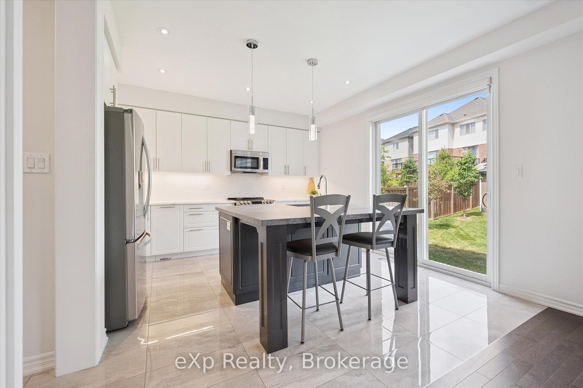 50 Elliot Avenue photo 10