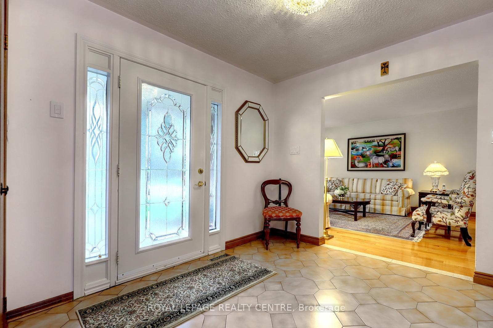 757 Damien Way photo 6