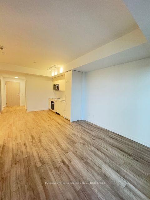 181 Sheppard Avenue Unit 619 photo 8