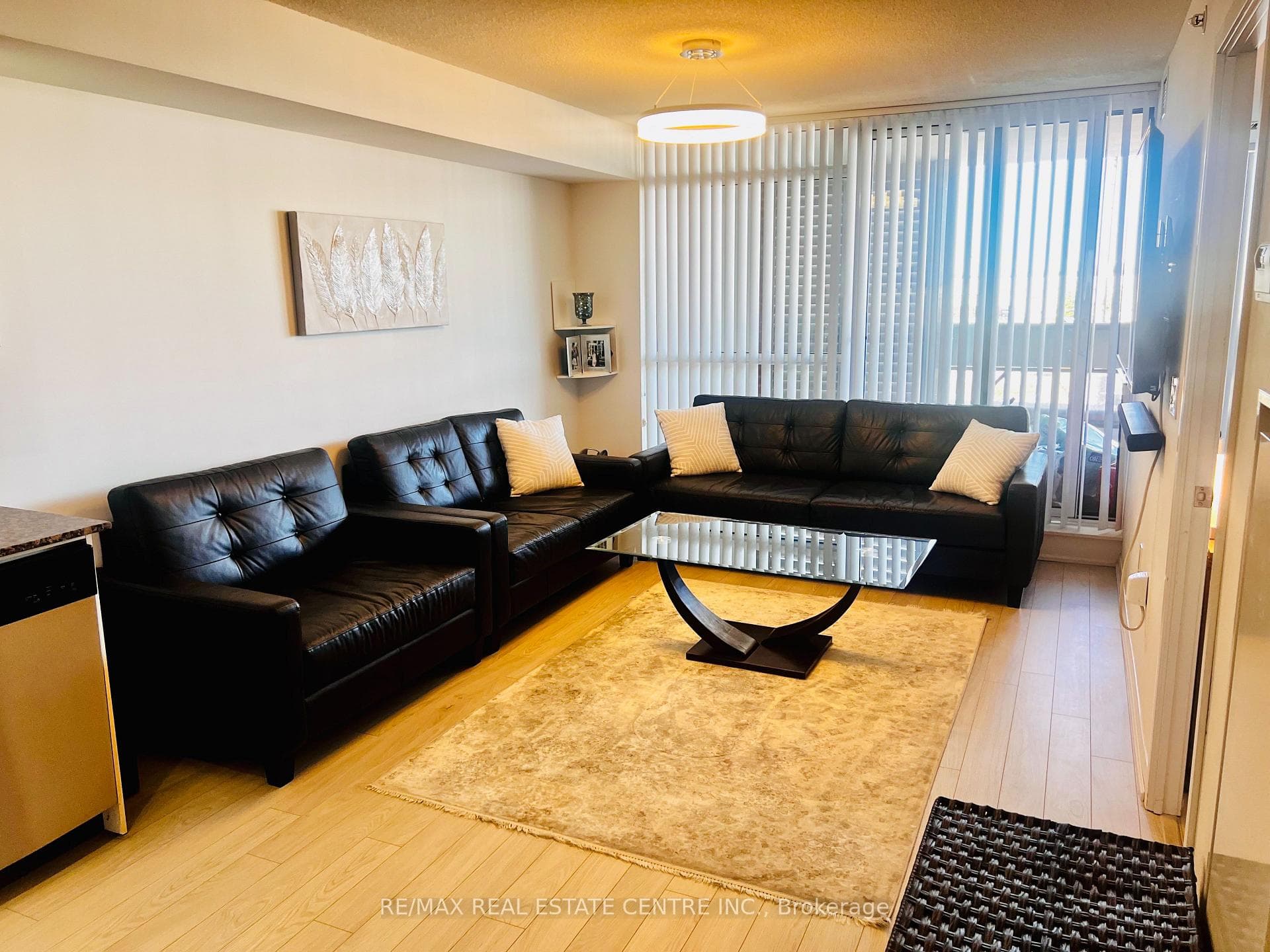 3091 Dufferin Street Unit 241 photo 4