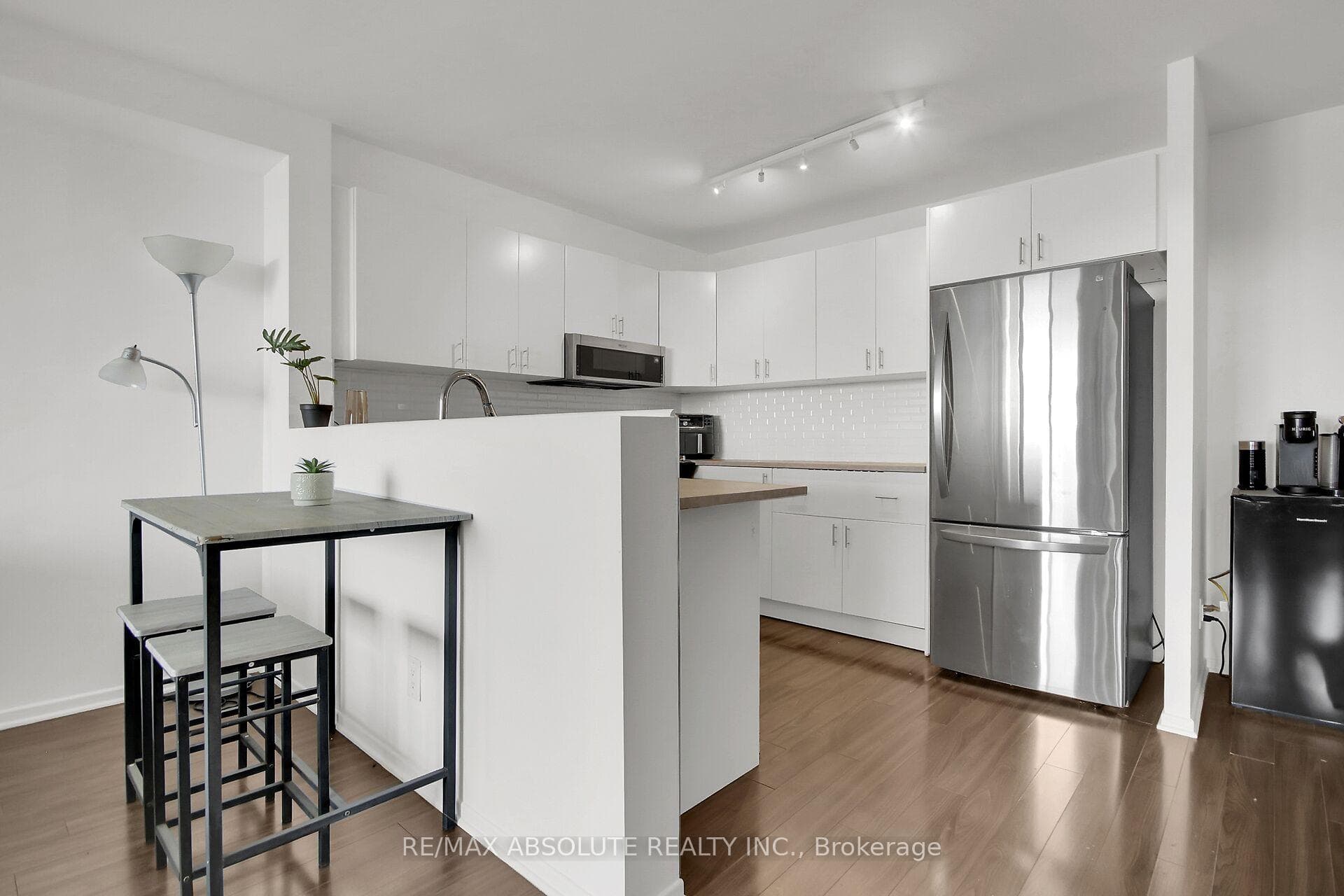 1380 Prince Of Wales Drive Unit 1403 photo 12