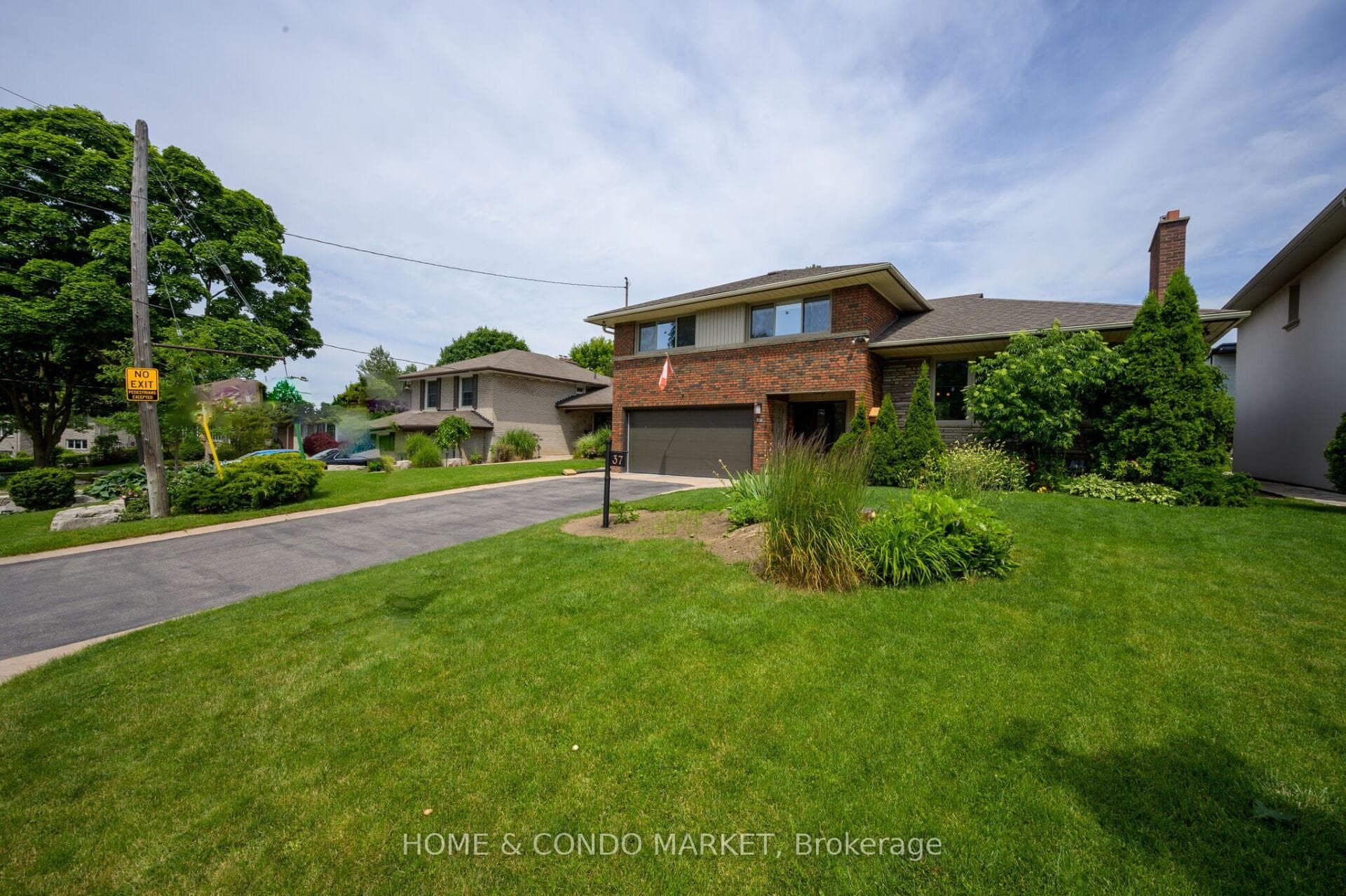 37 Hampshire Heights photo 1