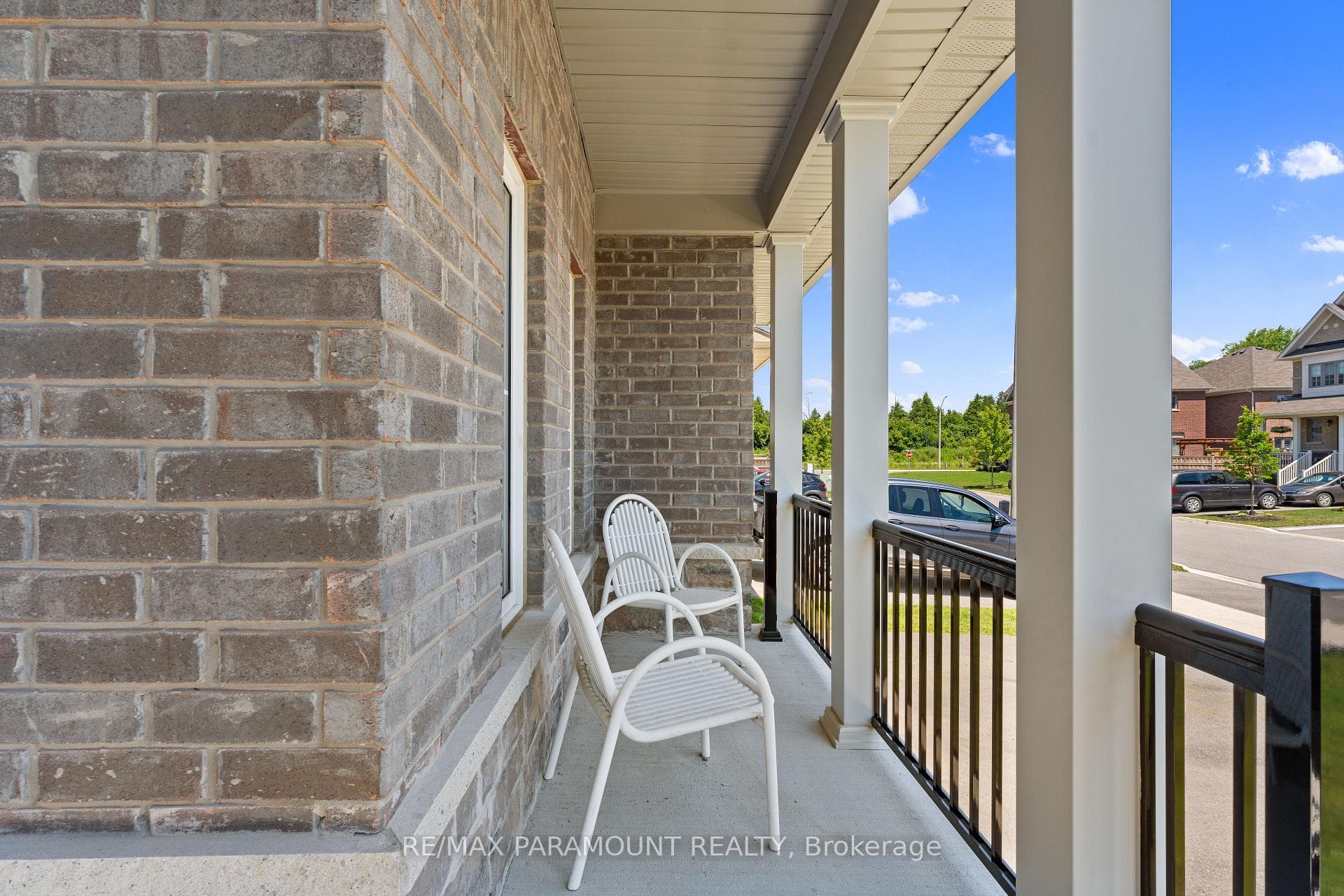 18 Tait Crescent photo 5