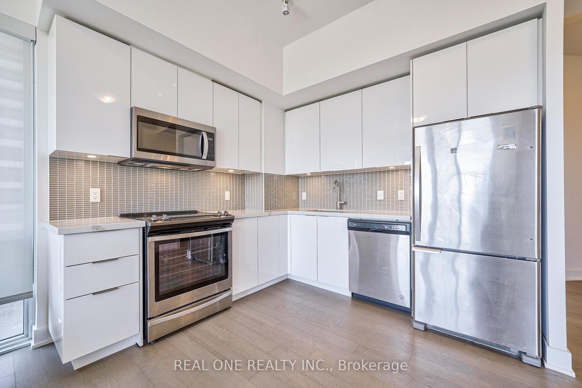 20 Shore Breeze Drive Unit 1102 photo 8