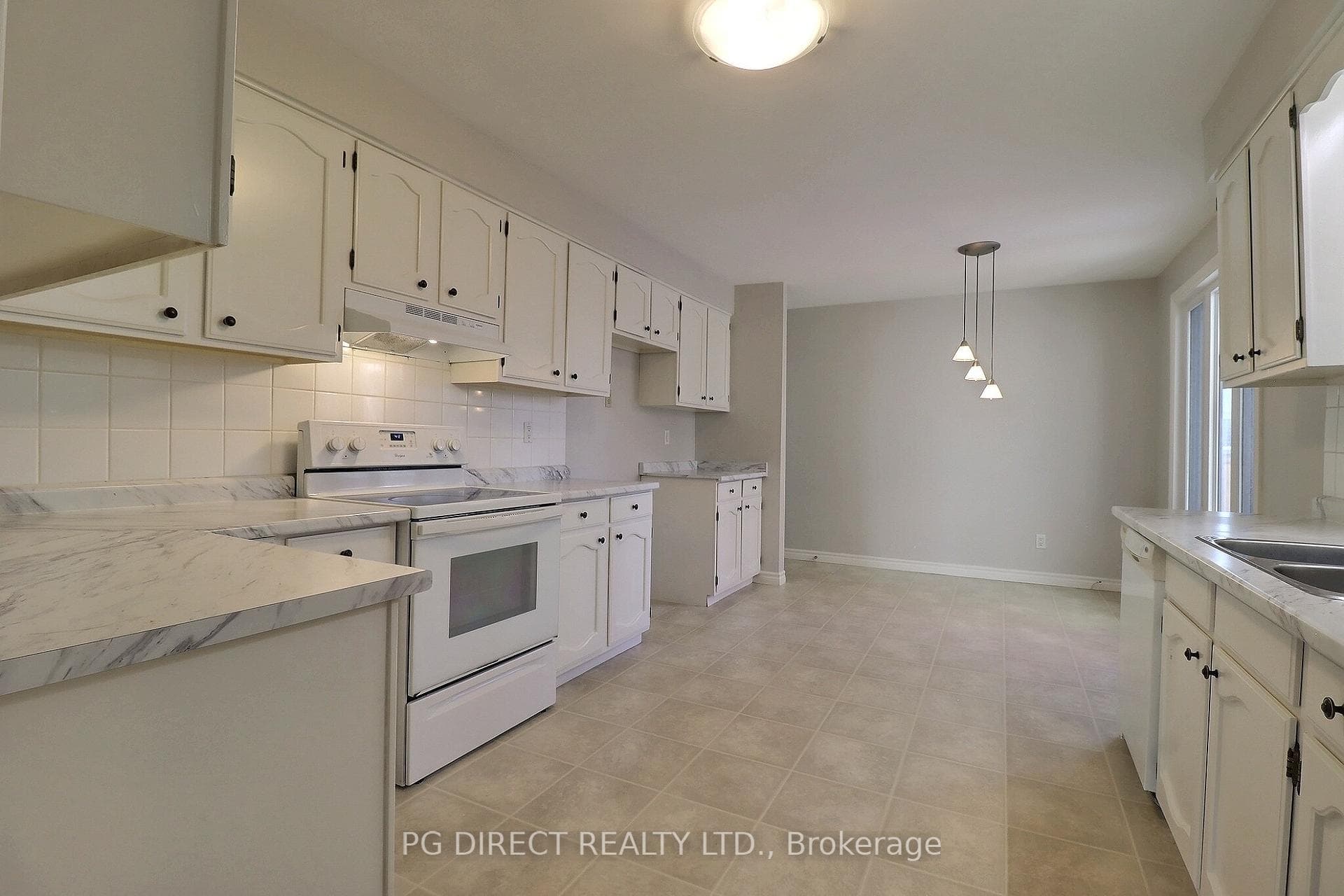10 Spencer Crescent photo 4