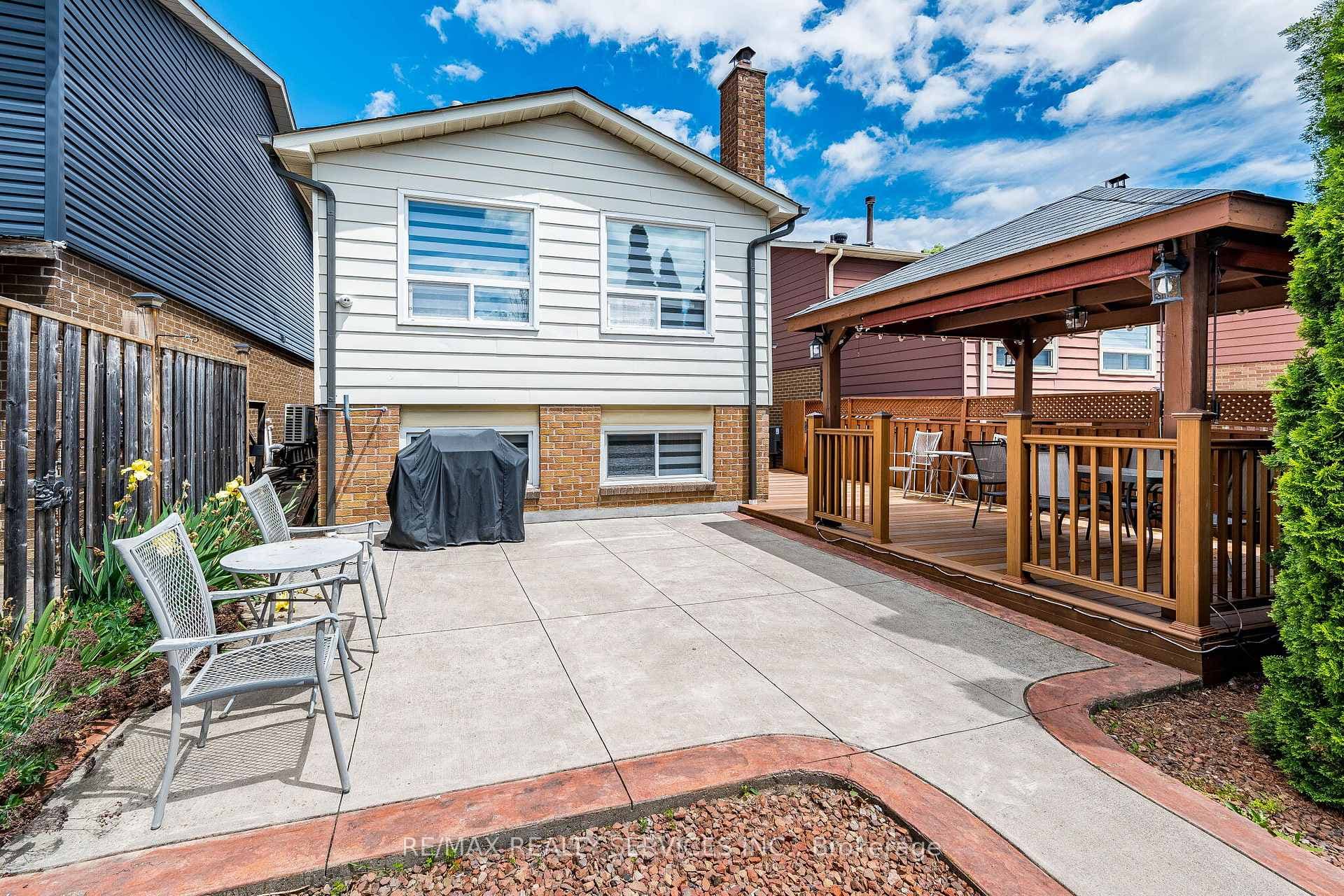 5 Wikander Way photo 50