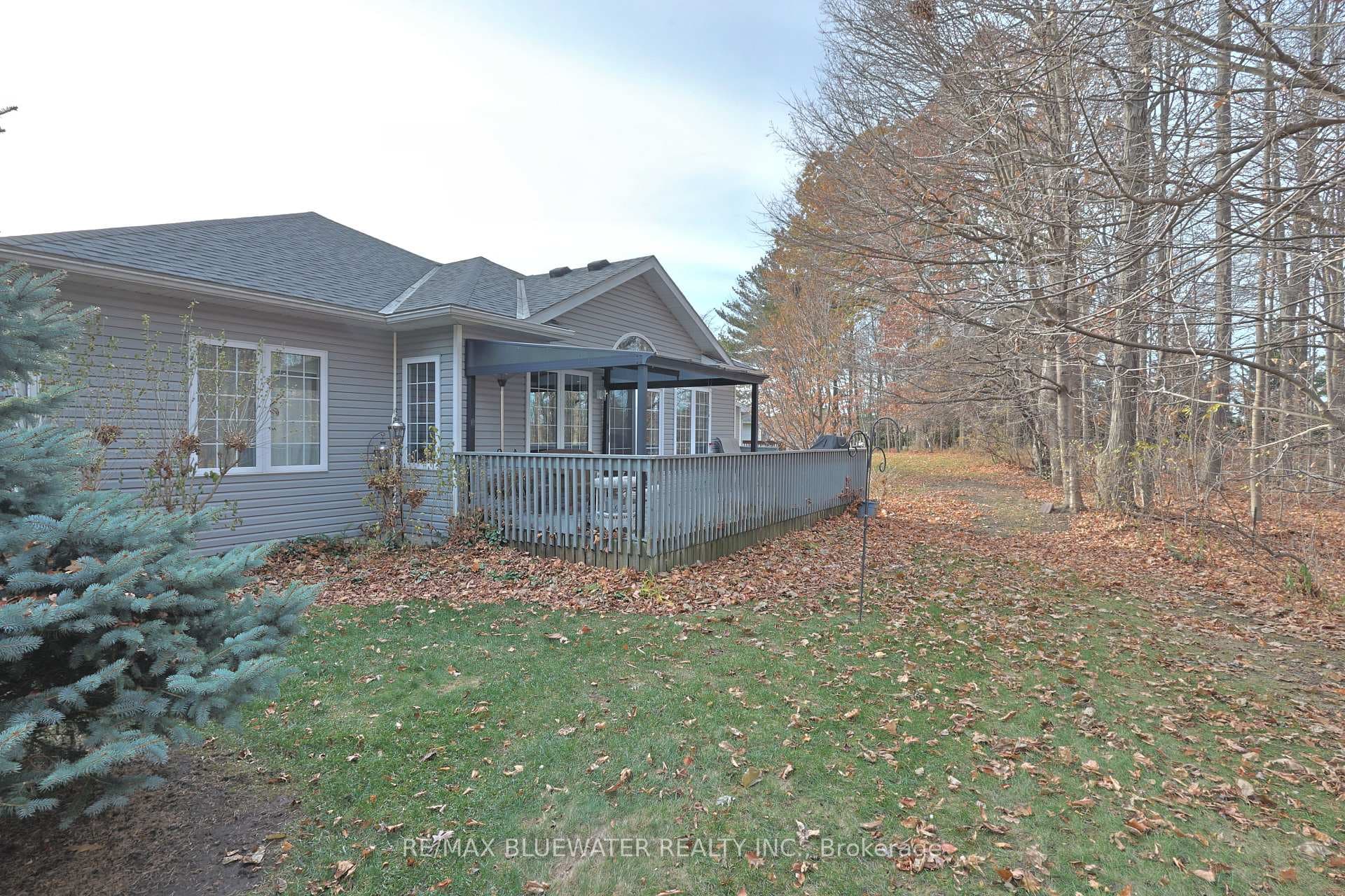 363 Shannon Boulevard photo 5