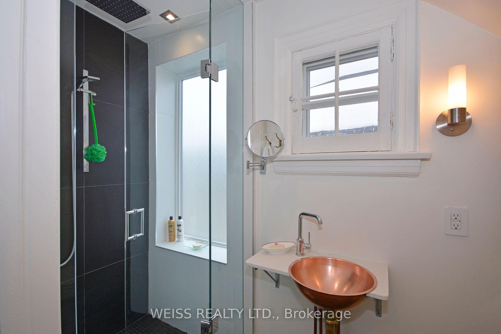 34 Edmund Avenue photo 17